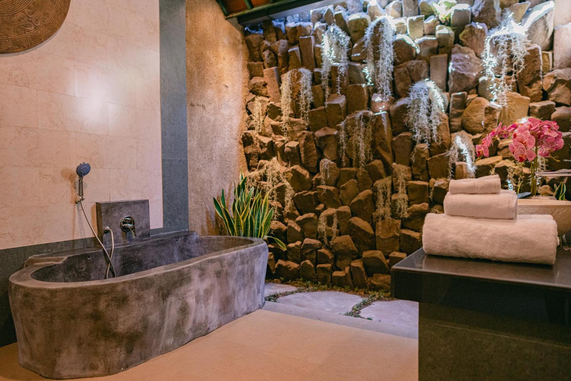2 Seasons : Villa Star - Luxury With Private Pool 우붓 외부 사진